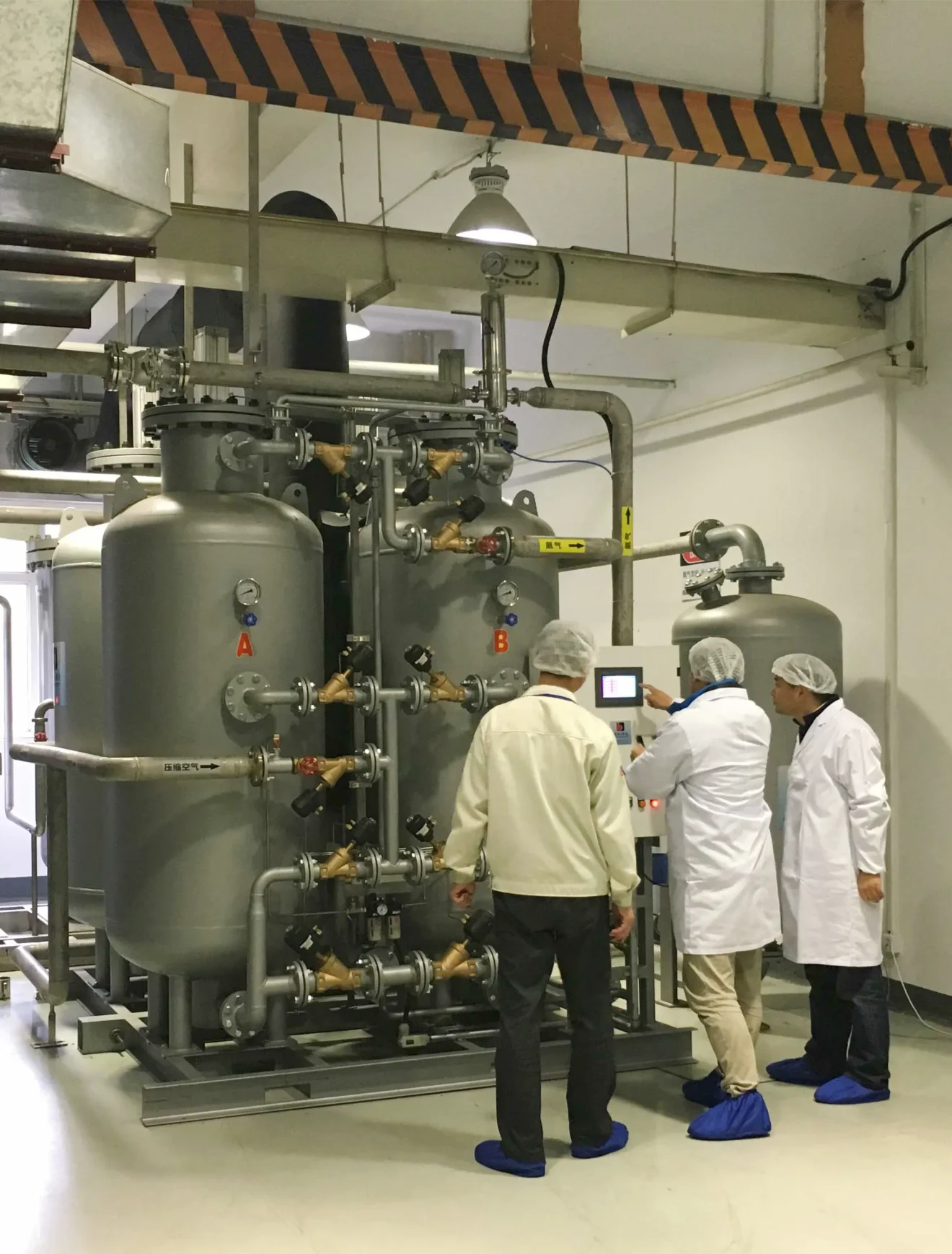 Nitrogen generator